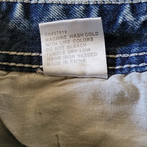 TRILL NATION Distressed shredded Shorts 32 - Picture 9 of 10